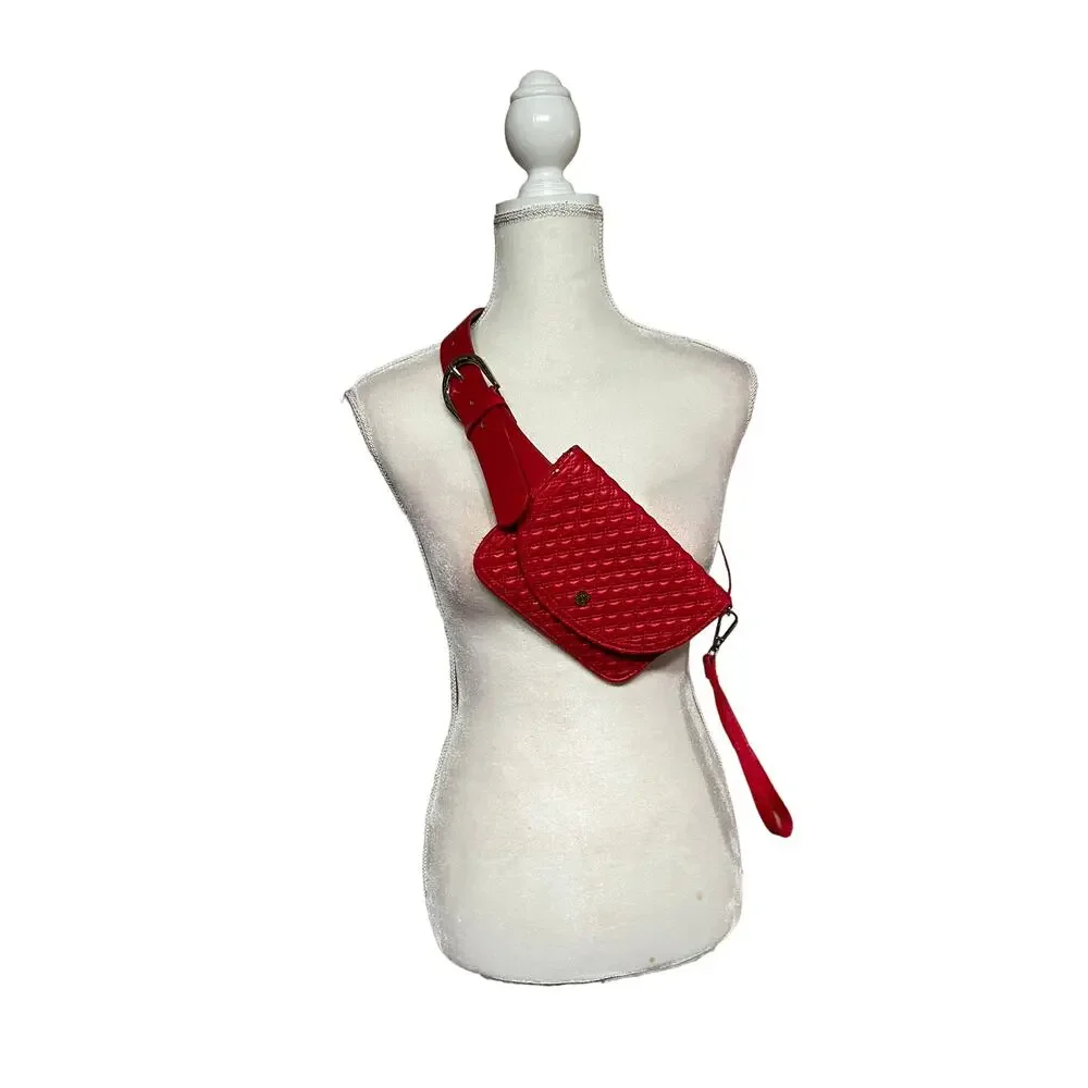 Vince Camuto Red Quilted Faux Leather Belt Bag Fanny Pack Purse Size XL VB503811